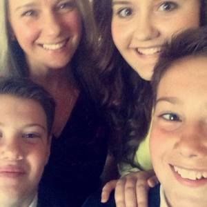 Meet your Posher, Tania